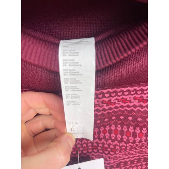 Fabletics Holly Seamless Long Sleeve Top and High Waisted Fair Isle Leggings Set - Picture 12 of 14